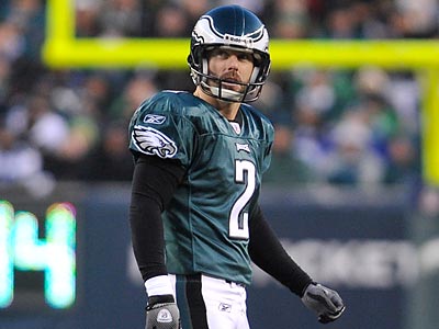 Philadelphia Eagles kicker David Akers kicks a 36-yard field goal