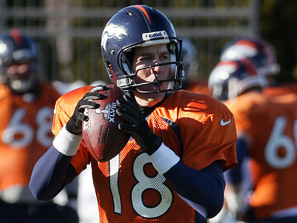 Peyton Manning Gives Trent Dilfer Super Bowl Company