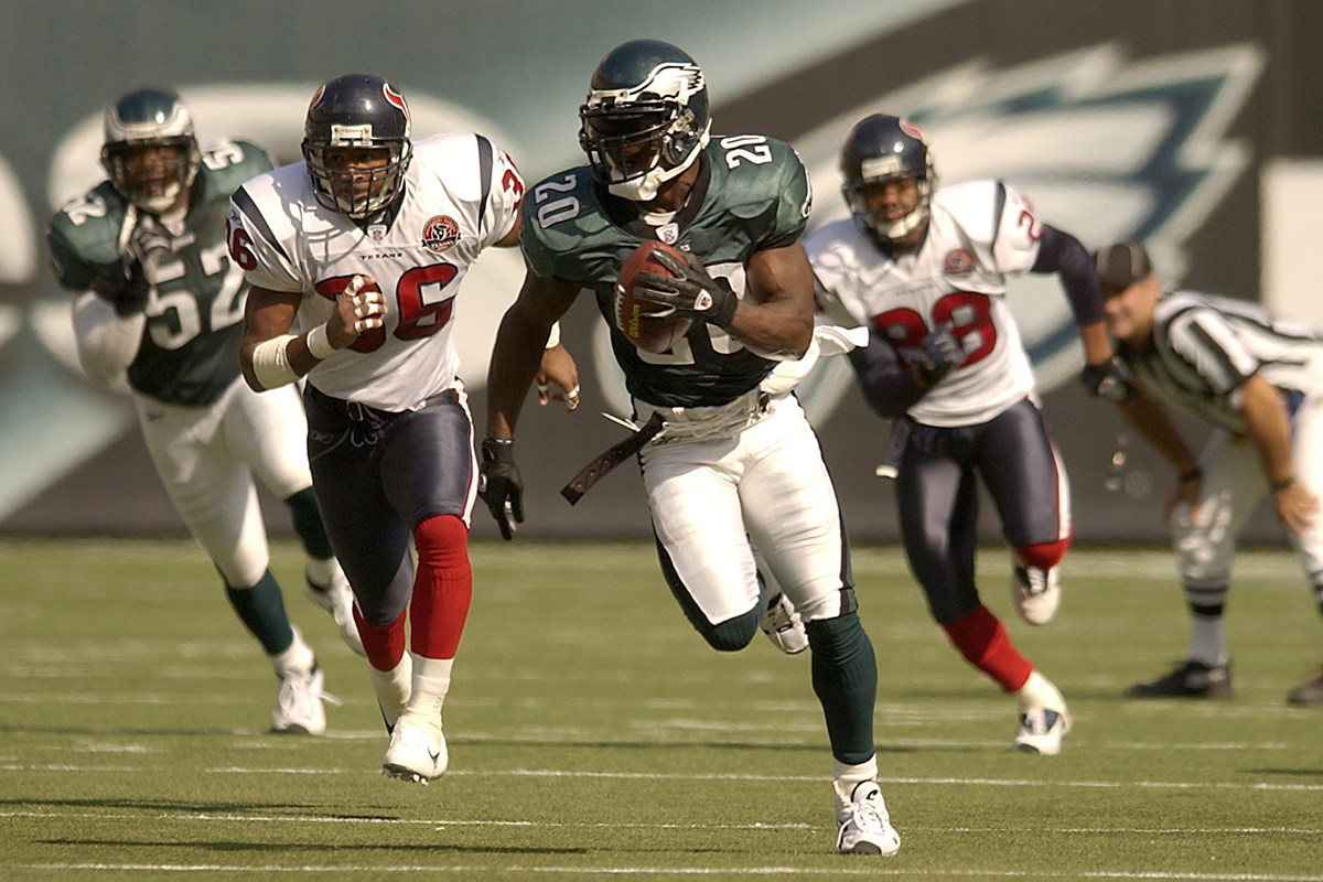 Philadelphia Eagles hire Brian Dawkins for scouting department