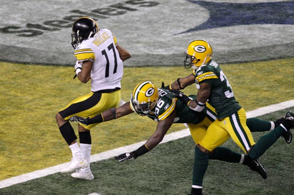 Injury-plagued Packers down Steelers, 31-25, to win Super Bowl 