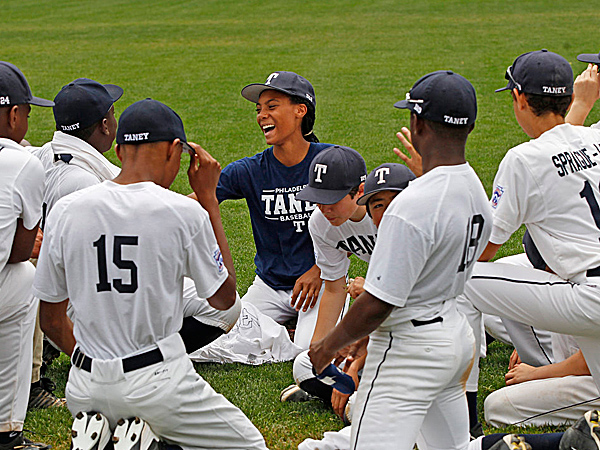 Taney Little Leaguers' bandwagon includes the Phillies