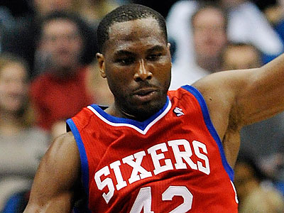 Elton Brand sat out last night&acute;s loss, and will be shelved tonight against the Houston Rockets. (Jim Mone/AP)