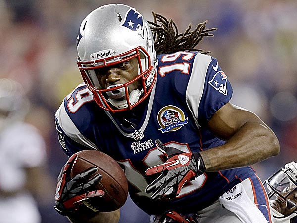 Patriots' Stallworth out for season with ankle injury