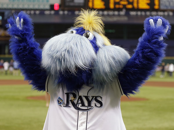 Rays' mascot Stinger makes a splash on social media - DRaysBay