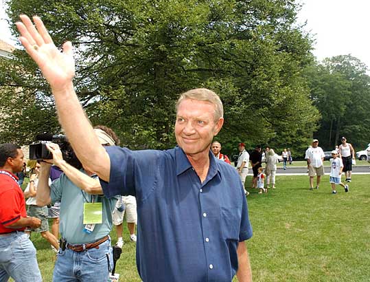 Phillies announcer Harry Kalas dead at 73 – The Denver Post