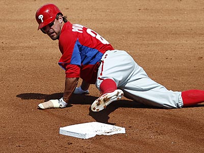 Red Sox acquire outfielder Scott Podsednik from Phillies 