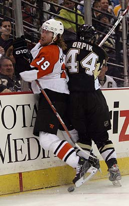 http://media.philly.com/images/041509flyers7.jpg
