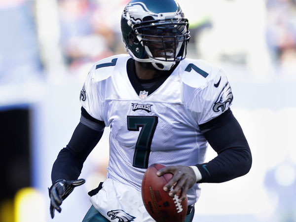 041813_michael-vick_600