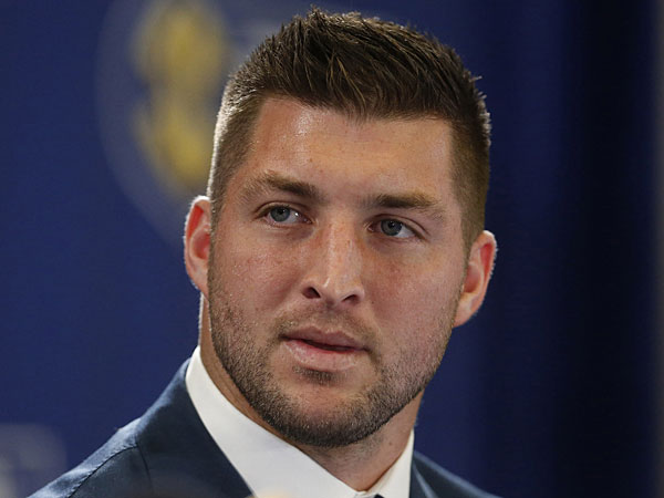 Tebow, Barkley competing for Eagles' No. 3 QB job in final preseason game