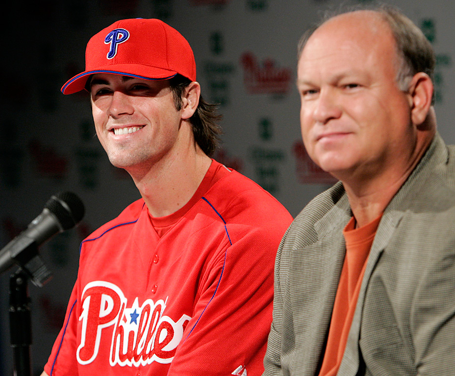 Philadelphia Phillies legend Cole Hamels enjoying his Uncle Bills breakfast  this morning. #philadelphiaphillies #worldseriesmvp…