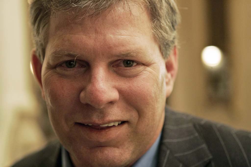 Lenny Dykstra won't be fighting the Bagel Boss Guy, after all