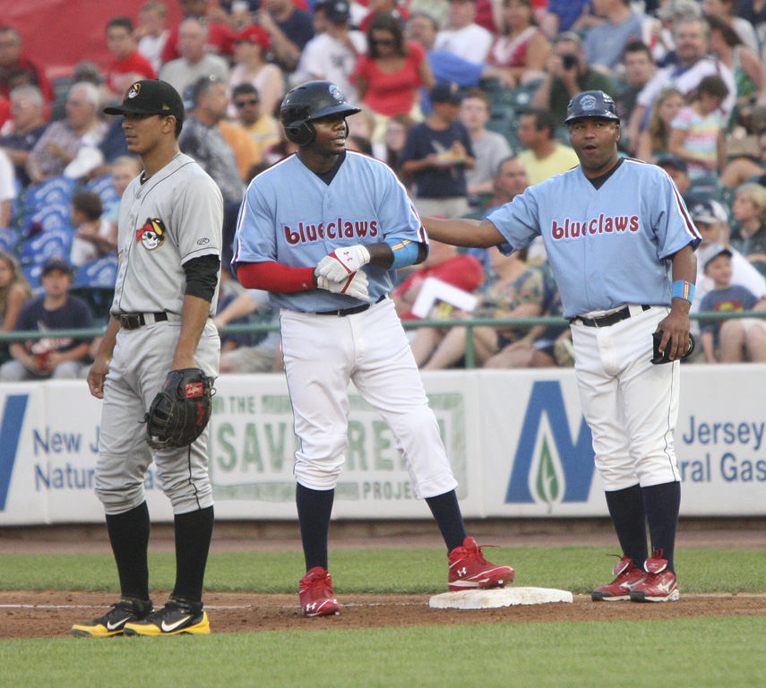 Lakewood BlueClaws retire Ryan Howard's No. 29 