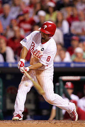 Victorino helps his All-Star campaign with game-winning hit for Phillies