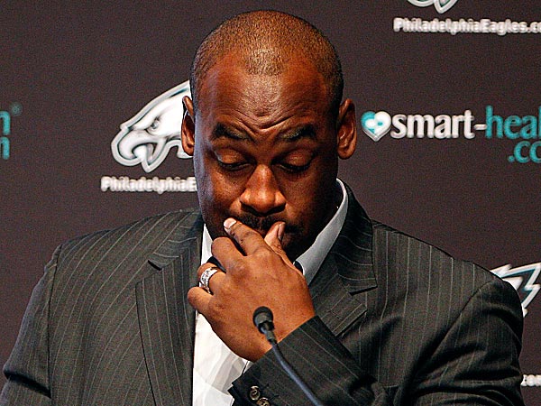 McNabb to be ninth Eagle to have jersey retired