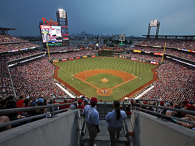 Phillies fans start memorial to Roy Halladay outside Citizens Bank Park