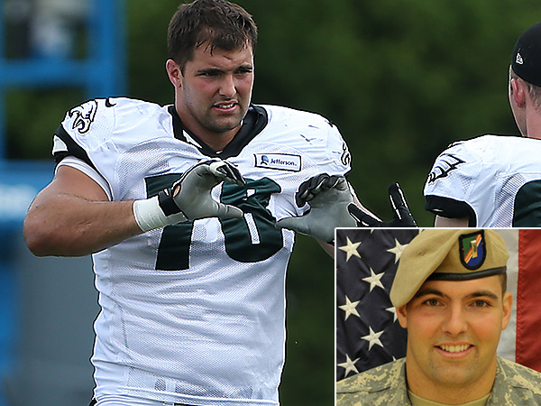 Eagles Sign Army Ranger Alejandro Villanueva