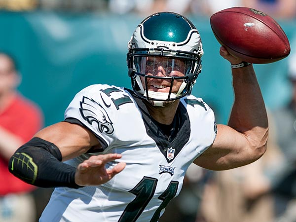 Tebowmania hits Philly, fans eager to see improved Tebow play