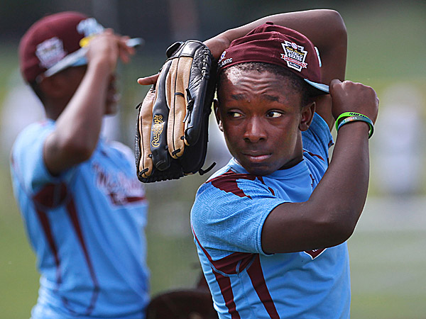 Zion Spearman is Taney's 'mini Bo Jackson