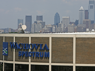The Flyers might play an exhibition game against the Phantoms on October 7. (Michael S. Wirtz/Inquirer file photo)