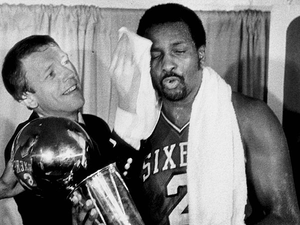 76ers unveil Moses Malone statue, will retire No. 2 jersey
