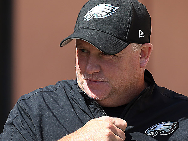 Brent Celek: Chip Kelly's system is 'insane'