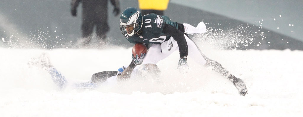 McCoy runs for 217, Eagles beat Lions in snow – The Mercury