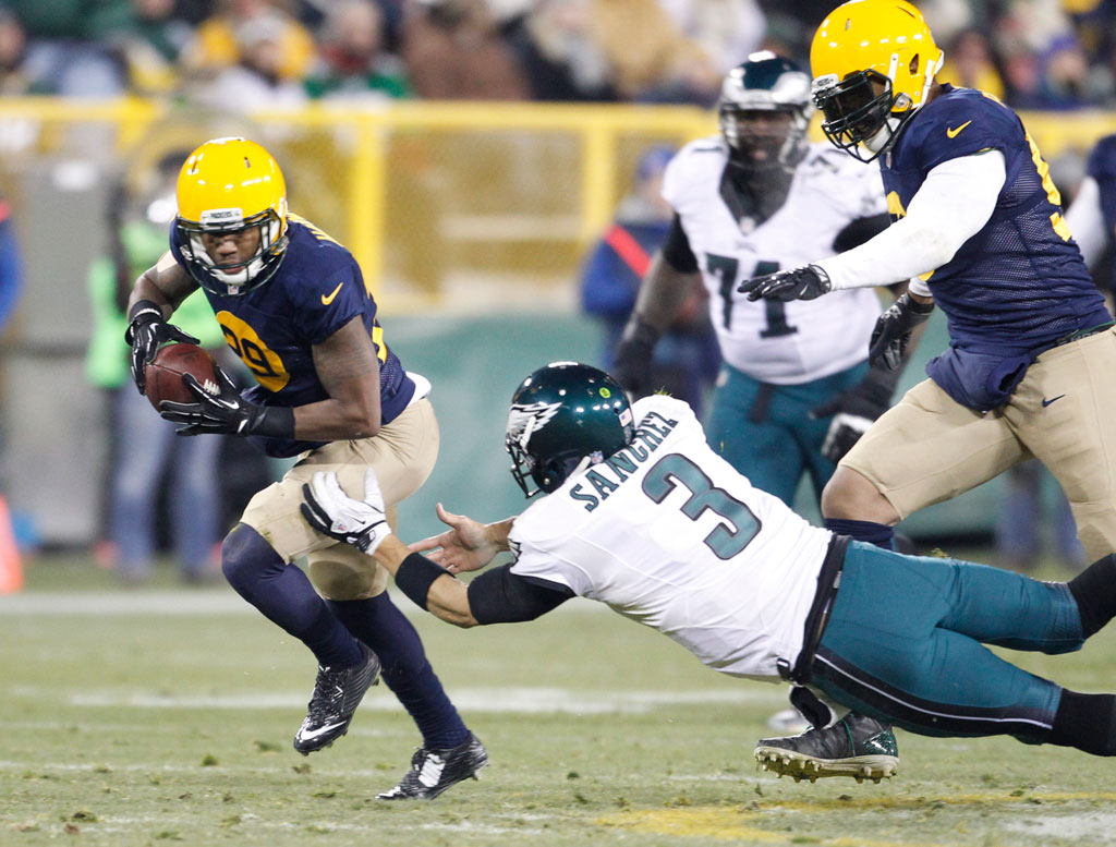 Eagles blown out by Packers, 53-20