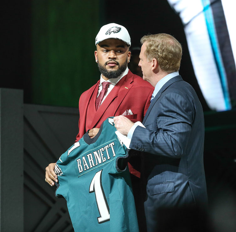 Ravens Named Among Trade Fits for Eagles DE Derek Barnett