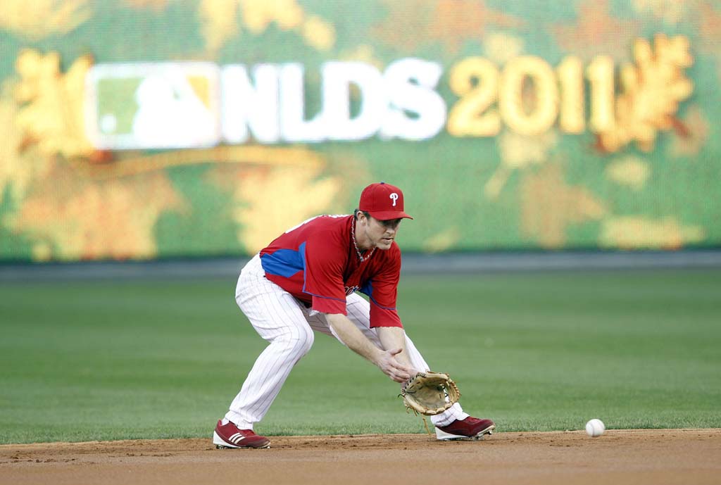 Phillies trying to hold on, end lengthy postseason drought