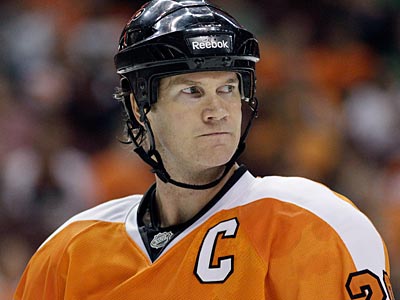 Pronger continues to show progress