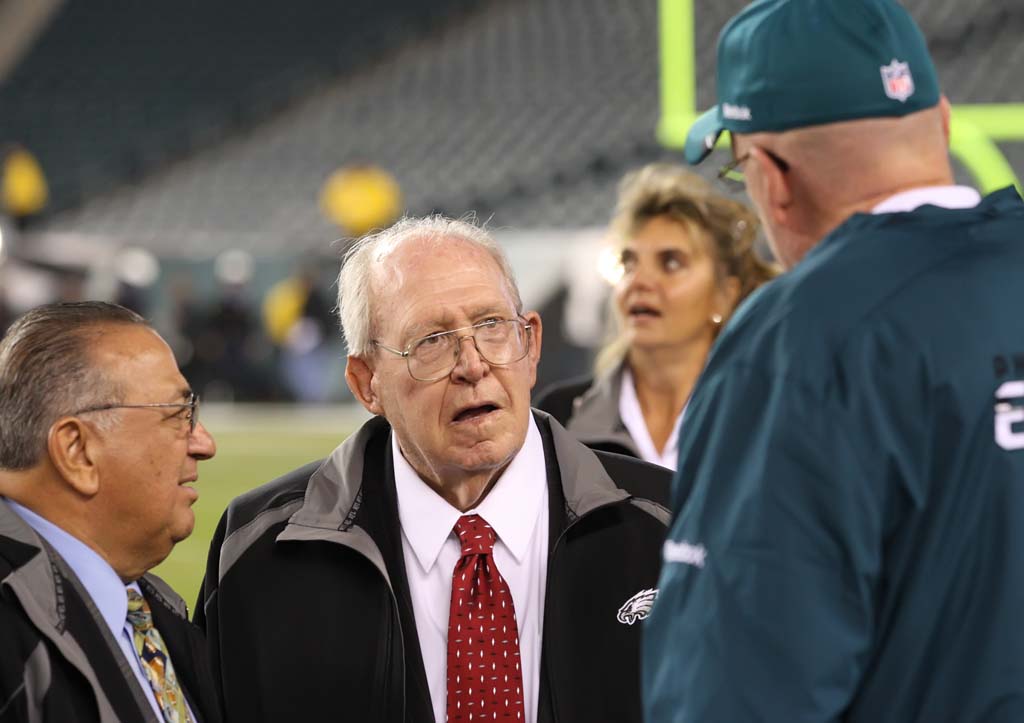 At long last, Eagles legend Harold Carmichael gets a bust in Canton – Daily  Local