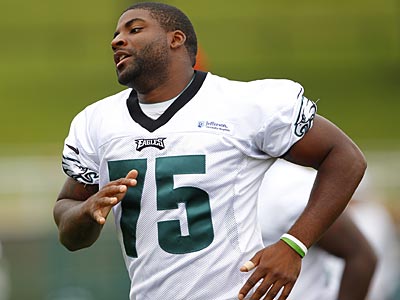 Eagles rookie defensive end Curry itching to get on the field