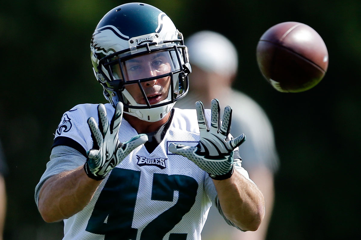 Chris Maragos embraces new city, new team, as a member of the Philadelphia  Eagles - Bucky's 5th Quarter