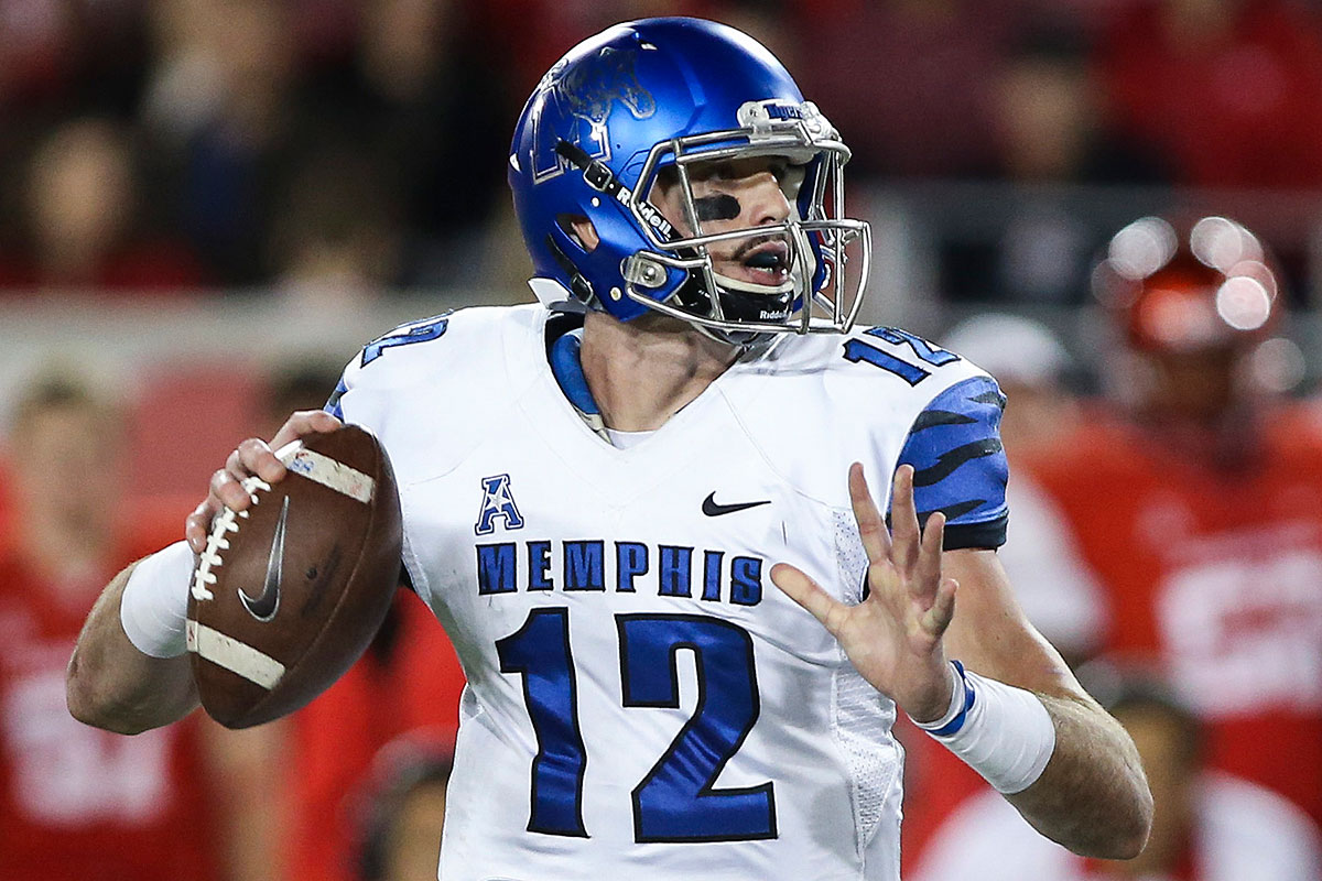 Memphis QB Paxton Lynch will test Owls