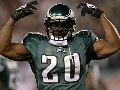 NFL: Eagles retire Brian Dawkins' No. 20 (video) – The Mercury