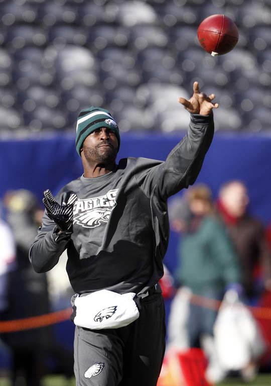 ITB TV: JASON AVANT SAYS PHILADELPHIA EAGLES WIDE RECEIVERS MUST