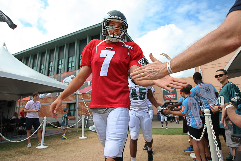 Eagles defense passes first test vs. Flacco