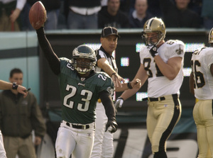 NFL: Troy Vincent inducted into Eagles Hall of Fame – The Mercury