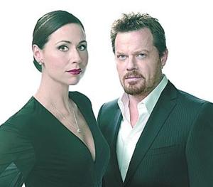 Minnie Driver (left) and Eddie Izzard portray a con-artist couple.
