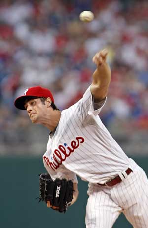 Phillies&acute; pitcher Cole Hamels throws in the first inning against the<br />New York Mets at Citizen&acute;s Bank Park Friday. 
