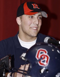 O'Hara QB Tom Savage announces plans to attend Rutgers.