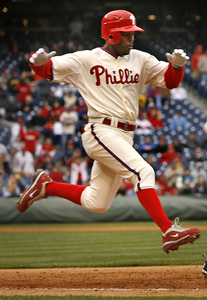 Jimmy Rollins says he can't play on the ankle yet. "To hit, you have to use your legs, and I'm only able to use one of them."