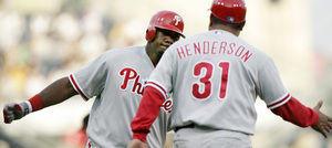  Ryan Howard homered last night against Pittsburgh. Is it a sign?