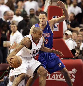 Andre Iguodala loses ball while being guarded by Pistons' Tayshaun Prince in Game 4.