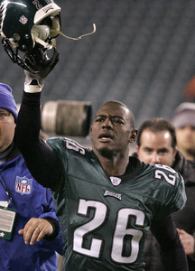 Pro Bowl cornerback Lito Sheppard was expected to be traded during draft weekend. Instead, he remains on the Eagles' roster.