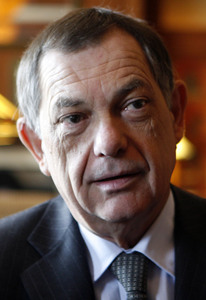 Bernard Vallat is the first recipient of the $100,000 Penn Vet World Award.