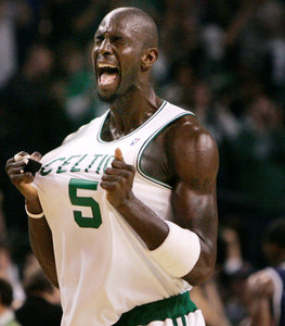 Kevin Garnett shows he's proud to be a Celtic.