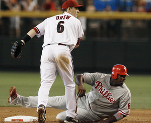Diamondbacks' Stephen Drew forces out Ryan Howard at second during game-ending doubleplay.
