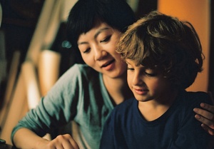 In Hou Hsiao Hsien's improvisatory style of "Flight of the Red Balloon," Song Fang is Song, hired to take care of the lead character's son, Simon, who is played by Simon Iteanu.