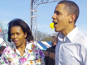 Sen. Barack Obama and his wife, Michelle, campaign in Oregon last Saturday.
